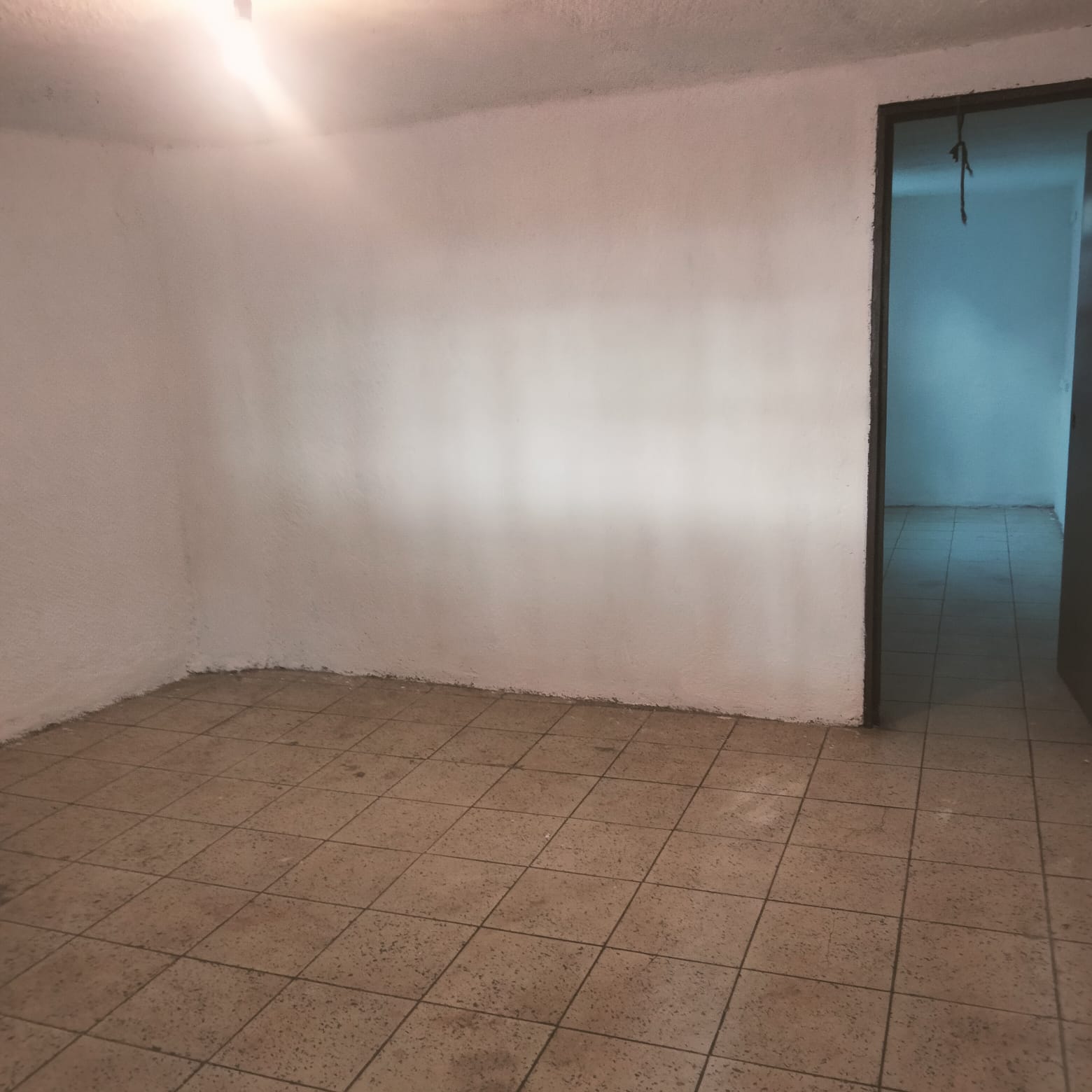 Casa con Local Comercial en Lagos de Oriente